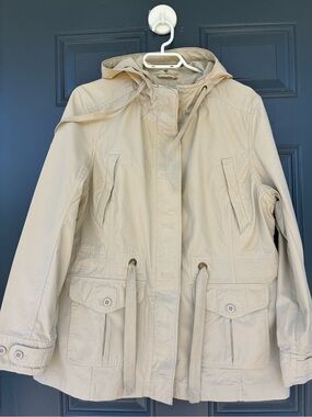 L.L. Bean Beige Hooded Utility Jacket; Anorak; New without tags; Size Large;